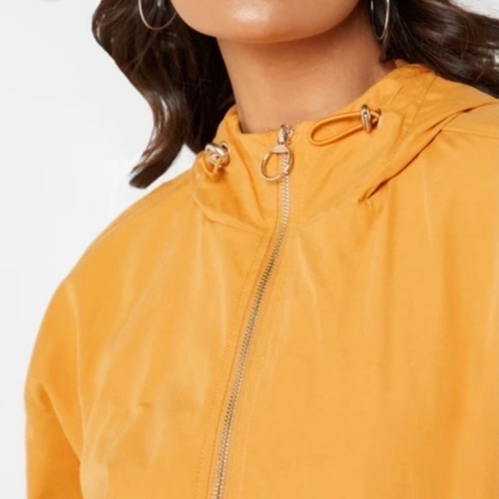 FOREVER 21 Yellow Windbreaker Jacket with Hood Small EUC - Picture 5 of 13